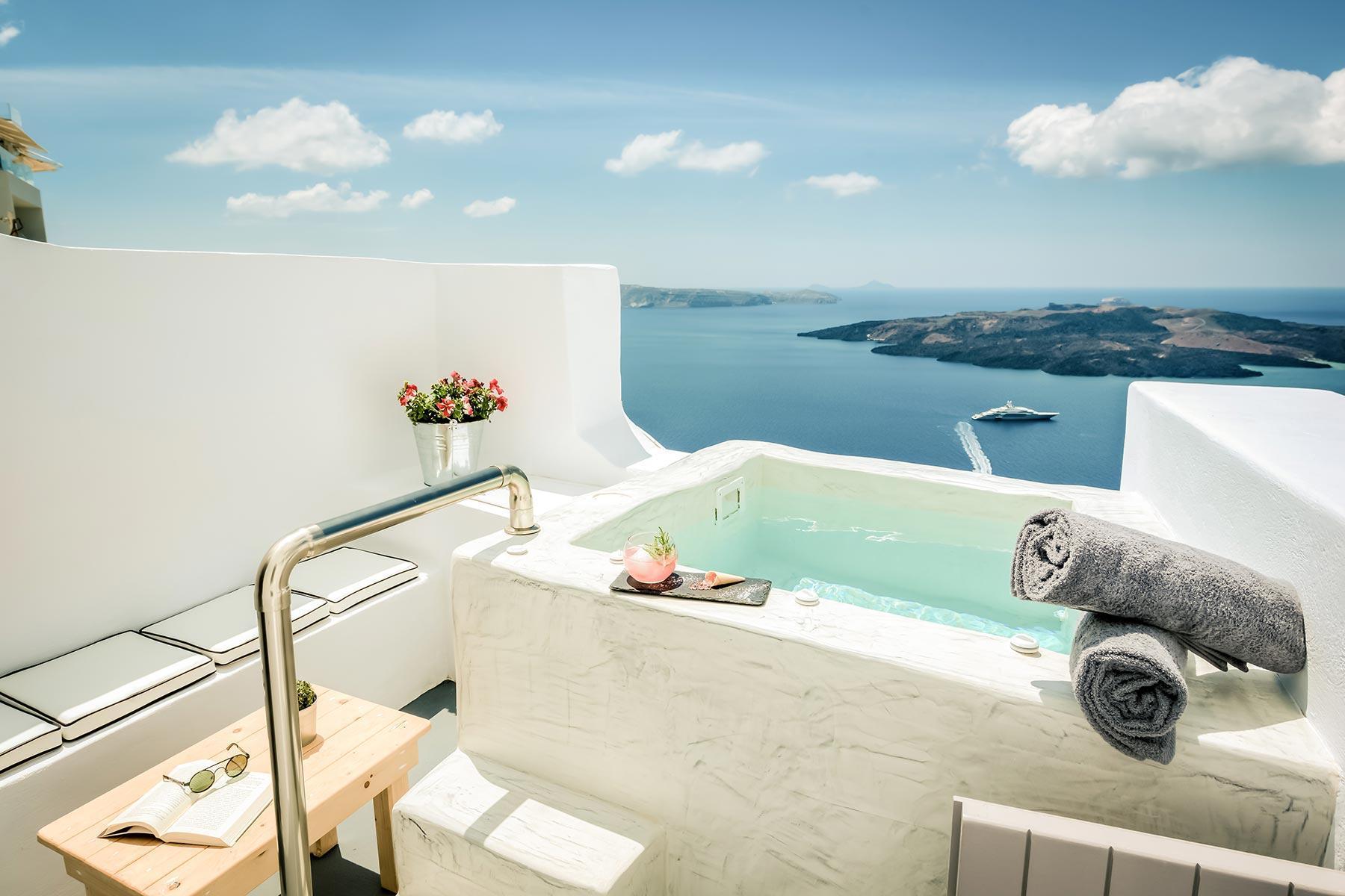 Modernity Aparthotel Fira (Santorini)