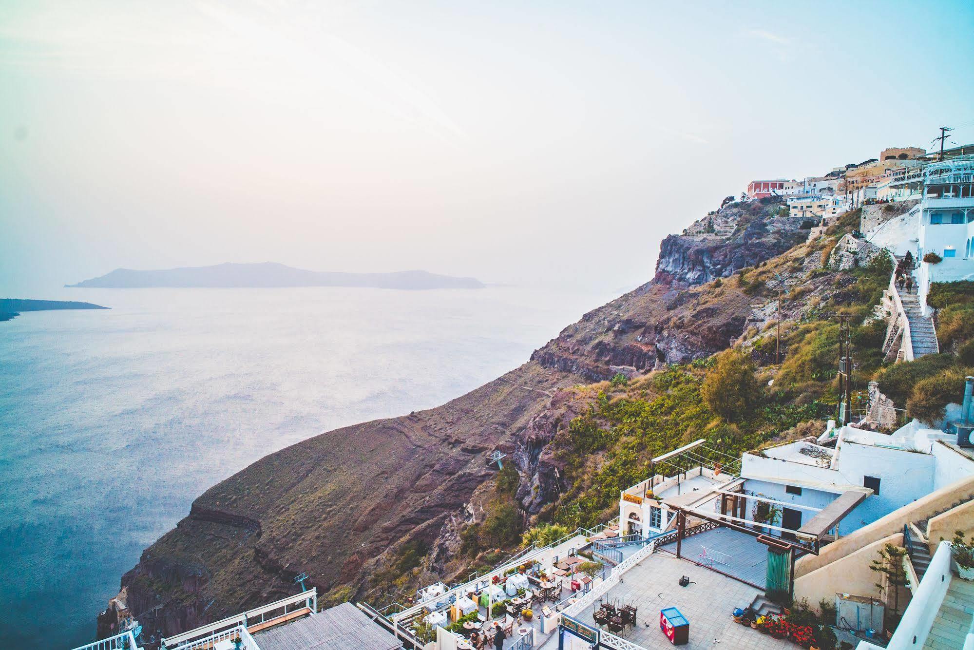 Modernity Aparthotel Fira (Santorini)